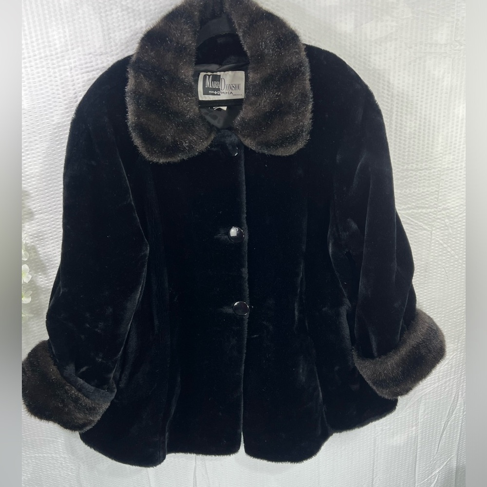 Vintage Maria Dionisiou Olympia Size Large Oversized Black & Brown Trim Faux Fur